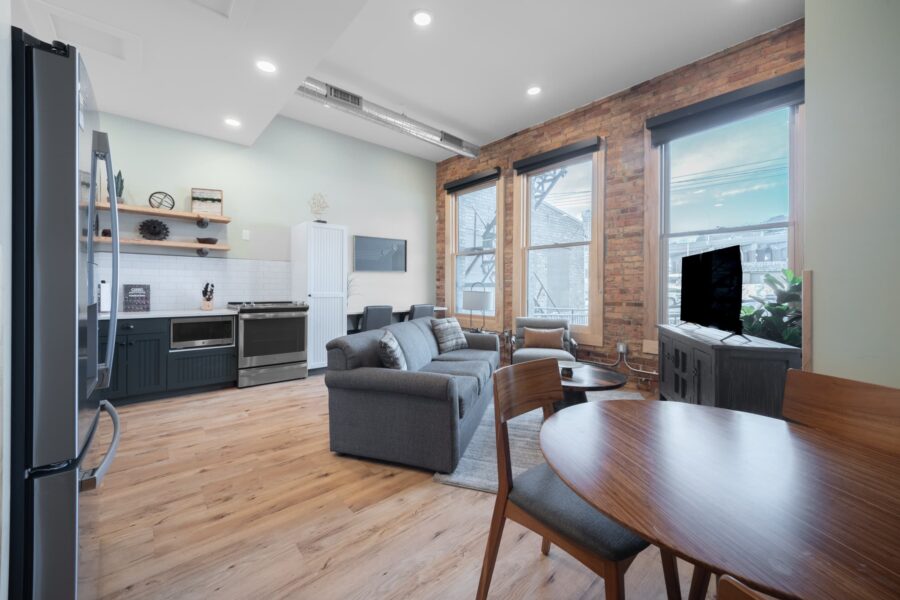 Duluth Rental Suite 102 - Large windows with view