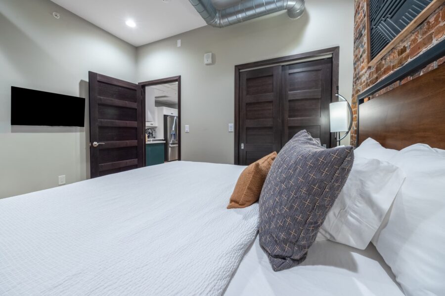 Duluth Rental Suite 303 - King bedroom